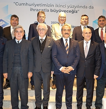 2025-ekonomik-program-ile-kararlilik-yili-ihracatci-doviz-kurunda-enflasyon-kadar-artis-istiyor.jpg