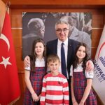 23-nisan-bayrampasada-da-buyuk-bir-cosku-ve-neseyle-kutlandi-FsIpCZss.jpg