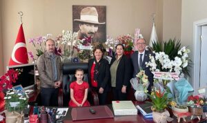 23-nisan-ulusal-egemenlik-ve-cocuk-bayrami-cosku-icerisinde-malkarada-kutlandi-Od8TBPsD.jpg