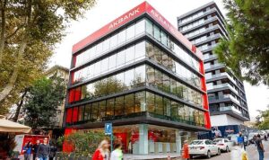akbank-vikimaratonda-is-hayatinda-kadin-icerikleri-mercek-altina-alinacak-Ac1ECUSK.jpg