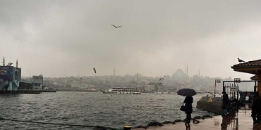 akomdan-istanbul-icin-kuvvetli-yagis-uyarisi.jpg