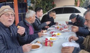 alanya-hali-esnafina-corba-ikrami-j9F2z8lr.jpg