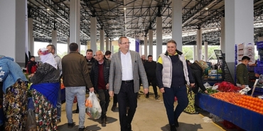 altinova-kapali-pazaryerinde-alisveris-basladi.jpg