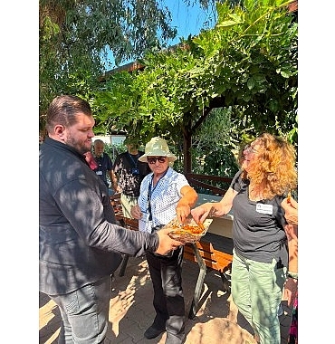 Amerika ve Kanada’dan Seferihisar’a büyük ilgi