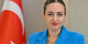 antalya-buyuksehir-belediye-baskan-vekili-busra-ozdemirin-ogretmenler-gunu-mesaji.jpg