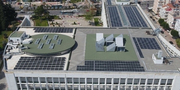 antalya-buyuksehir-belediyesi-enerjisini-gunesten-aliyor.jpg