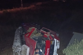 antalya-buyuksehir-belediyesi-itfaiyesinden-yanginlara-hizli-ve-etkin-mudahale.jpg