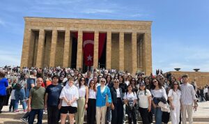 antalya-buyuksehir-belediyesinden-19-mayista-genclere-anlamli-hediye-UNTKUzzk.jpg