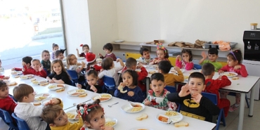 antalya-buyuksehir-sosyal-destekleriyle-hayatlara-dokunuyor.jpg