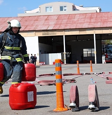 antalya-itfaiyesinin-taze-kanlari-goreve-hazir.jpg