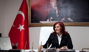 aydin-buyuksehir-belediye-baskani-ozlem-cercioglu-23-nisan-ulusal-egemenlik-ve-cocuk-bayrami-nedeniyle-bi3FzuDs.jpg