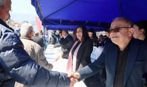 aydin-buyuksehir-belediye-baskani-ozlem-cercioglu-bozdogan-ilcesinde-vatandaslar-ile-bulustu-JKFrAzPD.jpg