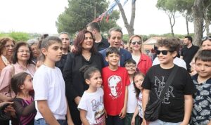 aydin-buyuksehir-belediye-baskani-ozlem-cercioglu-efeler-belediye-baskani-anil-yetiskin-ile-birlikte-tekstil-tgpG7gpP.jpg