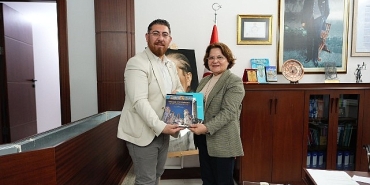 aydin-buyuksehir-gazeteciler-cemiyeti-yonetimi-baskan-hatice-gencayi-ziyaret-etti.jpg