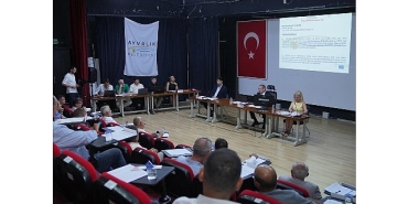 ayvalik-belediyesi-eylul-ayi-olagan-meclis-toplantisi-gerceklesti.jpg