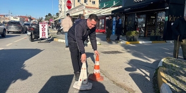 ayvalik-belediyesi-kaldirim-isgallerine-karsi-denetimlerini-surduruyor.jpg