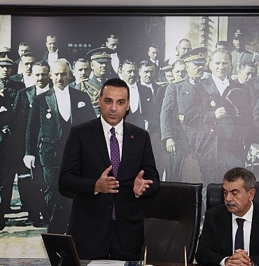 Bakan Tekin’den Çiğli’ye ziyaret