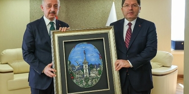 bakan-tunctan-buyukakina-ziyaret.jpg