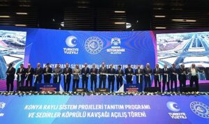 bakan-uraloglu-konyaya-kazandirilacak-yeni-rayli-sistem-hatlarinin-mujdesini-verdi-9UQrhOjm.jpg