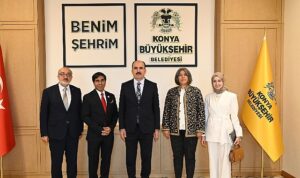 bangladesin-ankara-buyukelcisi-hag-baskan-altayi-ziyaret-etti-S4cm4whQ.jpg