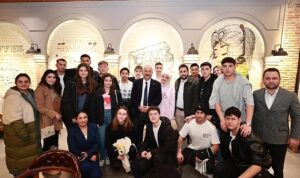 baskan-adayi-buyukgoz-gebzeli-genclerle-genclik-kahvesinde-bulustu-22xb2euq.jpg