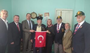 baskan-altay-31-ilcedeki-sehit-ve-gazi-ailelerimizin-evlerine-misafir-oluyoruz-xZ27Y26Z.jpg