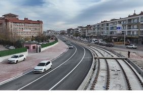 baskan-altay-adliye-sehir-hastanesi-rayli-sistem-baglantisinda-calismalarin-sona-yaklastigini-acikladi.jpg