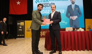 baskan-altay-aksehirde-duzenlenen-sehir-konferanslarina-katildi-DEKsYSOw.jpg