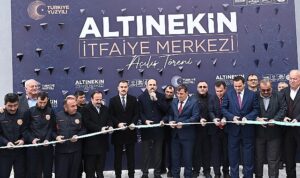 baskan-altay-altinekine-kazandirilan-itfaiye-merkezinin-acilisini-yapti-BG4PeZy5.jpg