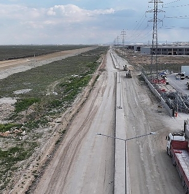 baskan-altay-sanayi-bolgesinde-trafik-yukunu-rahatlatacak-15-kilometrelik-iki-yeni-caddede-incelemelerde-bulundu.jpg