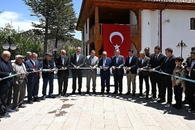 baskan-altay-tarihe-not-dusen-bir-yapiyi-restore-etmekten-ne-kadar-gurur-duysak-azdir.jpg