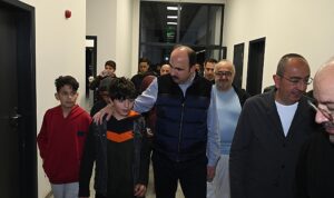 baskan-altay-ve-baskan-kavus-sahurda-hafizlik-ogrencileriyle-bulustu-RrPFy94F.jpg