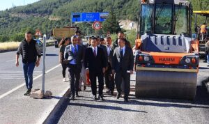 baskan-aras-adliye-yeni-otogar-yolunda-incelemelerde-bulundu-GFHbzHBn.jpg