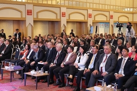 baskan-ari-turkiye-belediyeler-birligi-encumen-uyeligine-yeniden-secildi.jpg