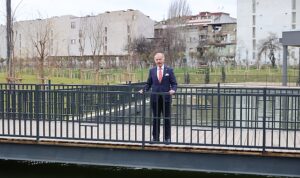 baskan-atila-aydiner-soz-verdik-yaptik-bayrampasamiza-45-bin-metrekarelik-dev-bir-millet-bahcesi-RxACfqnj.jpg