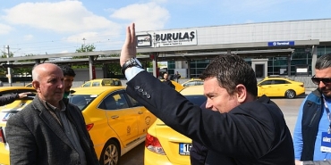 baskan-aydin-taksici-esnafi-ile-kahvalti-yapti.jpg