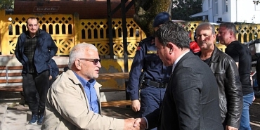 baskan-aydinin-cuma-duragi-bu-kez-caglayan-mahallesi-oldu.jpg