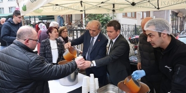 baskan-aydinin-cuma-duragi-muradiye-mahallesi-oldu.jpg