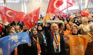 baskan-biyik-binlerce-kadinla-yurudu-kadin-ve-aile-mudurlugu-mujdesi-11JBMGak.jpg