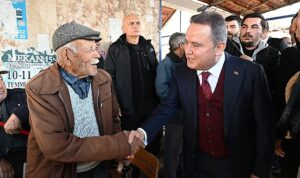 baskan-bocek-korkutelinde-vatandaslarla-bulustu-VcxeTune.jpg