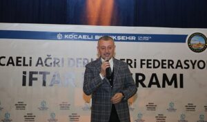 baskan-buyukakin-agri-ve-trabzon-il-derneklerinin-iftar-programina-katildi-q7SiHtEc.jpg