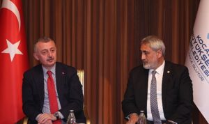 baskan-buyukakin-amator-spor-kuluplerimize-destek-olmak-icin-buradayiz-aXc8vcMv.jpg