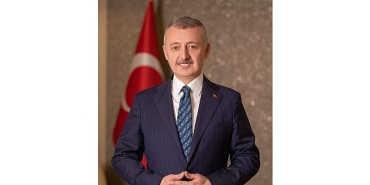 baskan-buyukakin-bu-gece-insanlik-icin-kurtulus-recetesidir.jpg