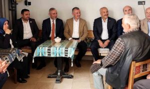 baskan-buyukakin-gebze-carsida-bulunan-1218-sokak-ile-1102-sokakta-esnaf-ve-vatandaslarla-bulustu-BPvdVnng.jpg