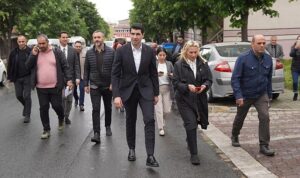 baskan-caykaradan-firuzkoy-mahallesine-hizmet-seferberligi-D2UQMBJb.jpg