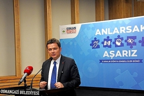 baskan-erkan-aydin-engelleri-sevgiyle-asti.jpg