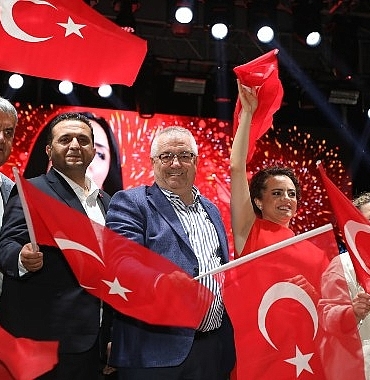 Başkan Ertaş’tan Cumhuriyet Bayramı mesajı:  “Atatürk’ün izinde, Cumhuriyet’in ışığında yürüyoruz”