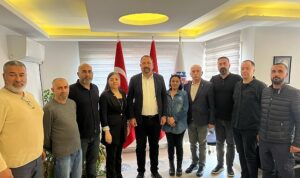 baskan-gumrukcuden-calisanlara-ek-protokol-mujdesi-LpEF2dHv.jpg