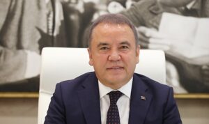 baskan-muhitin-bocek-8-mart-dunya-kadinlar-gunu-mesaji-xDgwyAYX.jpg