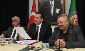 baskan-ozyigittarim-alanimiz-kisitli-ancak-bilimi-kullaniyoruz-Gpa4bIjh.jpg